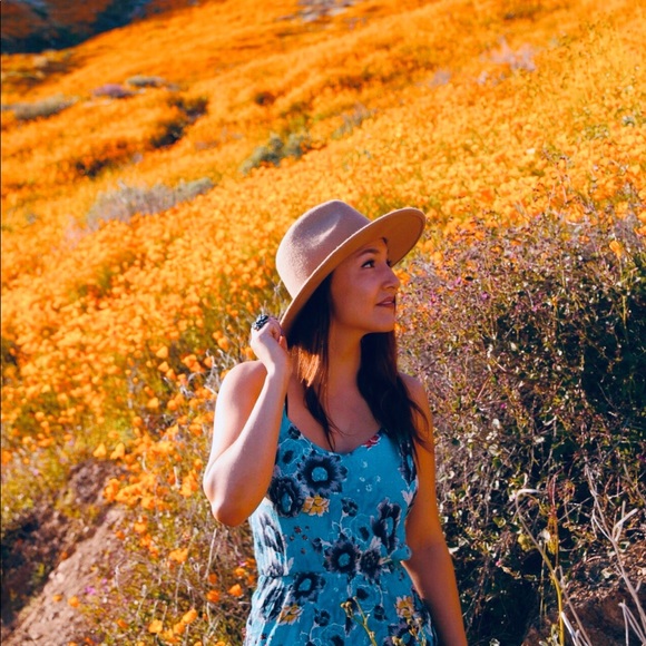 Meet your Posher, Lucille - Picture 1 of 1